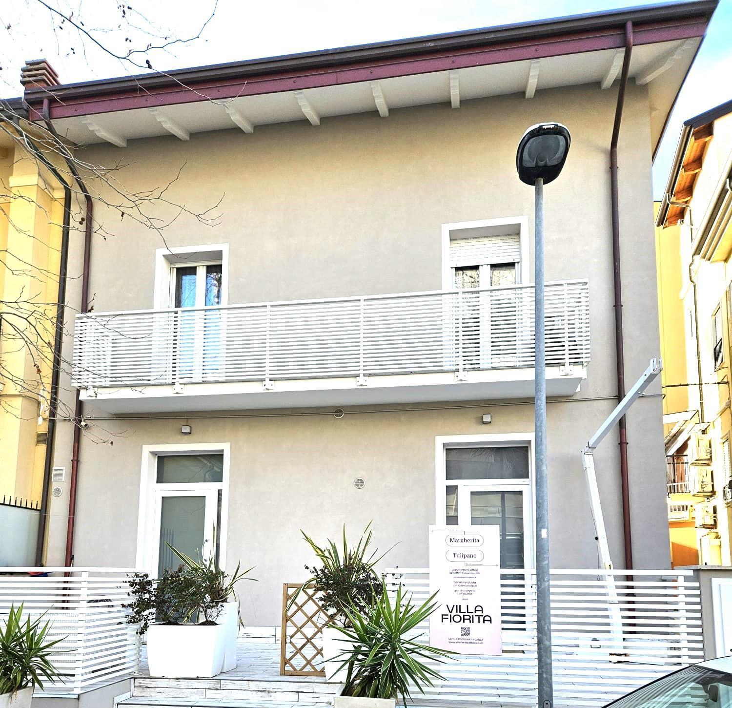 Appartamenti Diffusi Di Villa Fiorita Con Accesso Alle Piscine Della Struttura Principale Cattolica Buitenkant foto